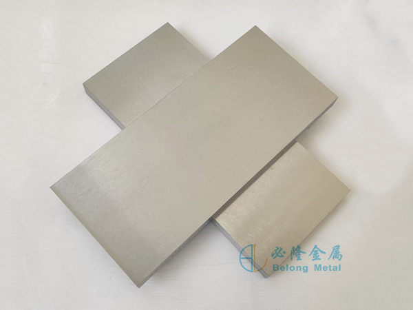 Tantalum sputtering target